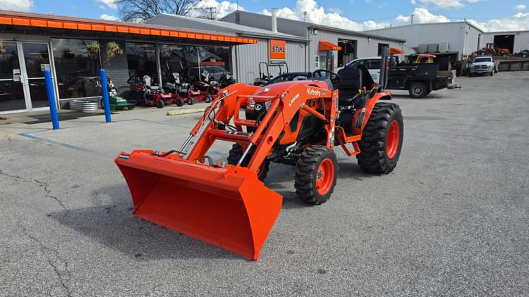 USED 2021 KUBOTA LX2610SU