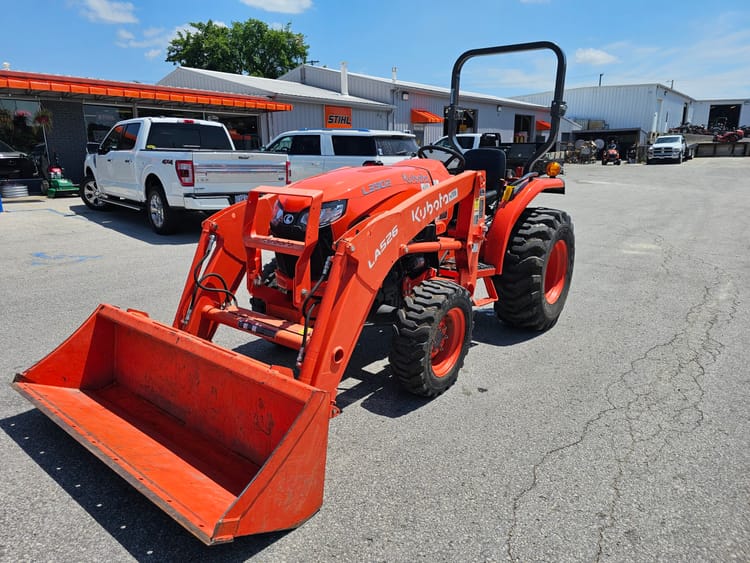 2022 L3902DT